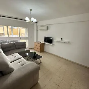 Habitación Individual Con Terraza Habitación en casa particular Málaga